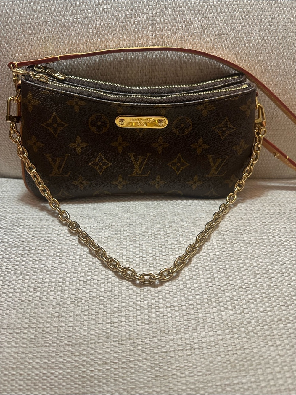 Louis Vuitton Monogram Canvas Chain Shoulder Bag - Brown & Gold